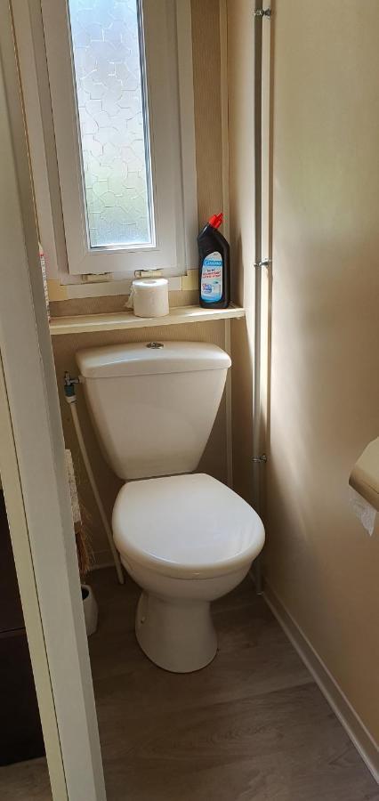 Mobil Home Climatise 6 Personnes ลาโรคด็องเตรง ภายนอก รูปภาพ